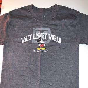 MUST GO!!! Disney World T-Shirt